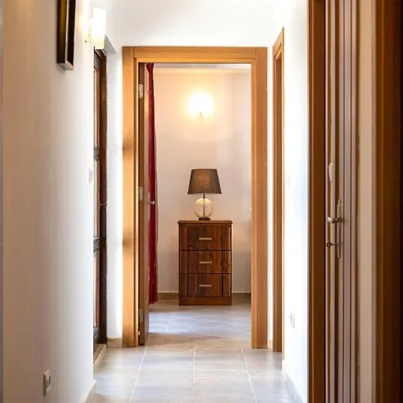 Woodlands, Villa Antalya